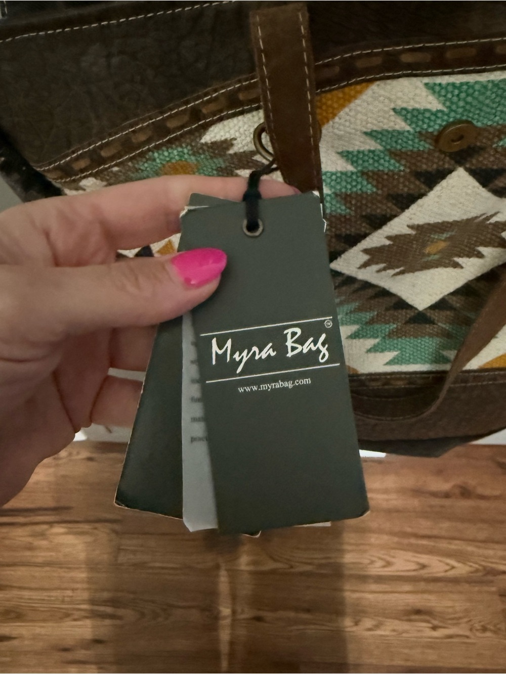 Myra aztec Desert weekender bag new with tags! - Picture 3 of 4